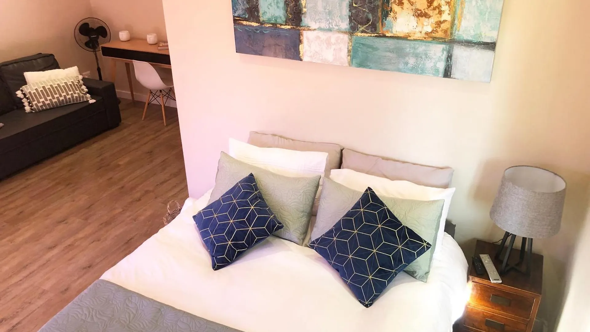 Modern, Comfy Guest Suite With Beautiful Views Tygerberg Hills